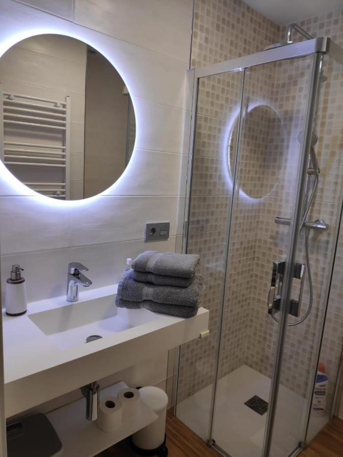 Apartamento A 100Metros De La Playa De San Lorenzo Gijón Exterior foto
